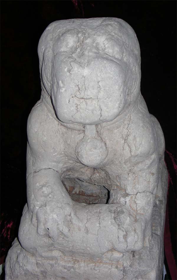 古玩---石雕狮子精品--东汉至南北朝时期